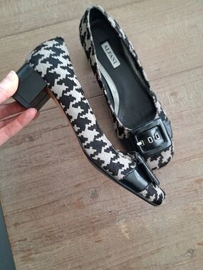 Alfani Vintage 90's/Y2K Square-toe Calf-hair Houndstooth Heels (US 7.5)